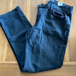 Hollister Men’s Slim straight jean 34 x 30